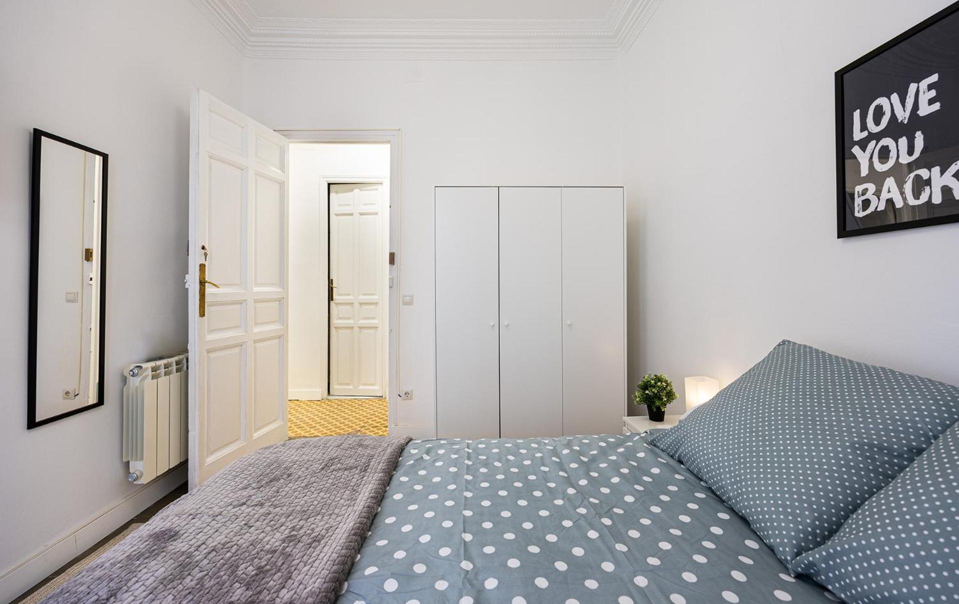 Anton Rooms Madri Exterior foto