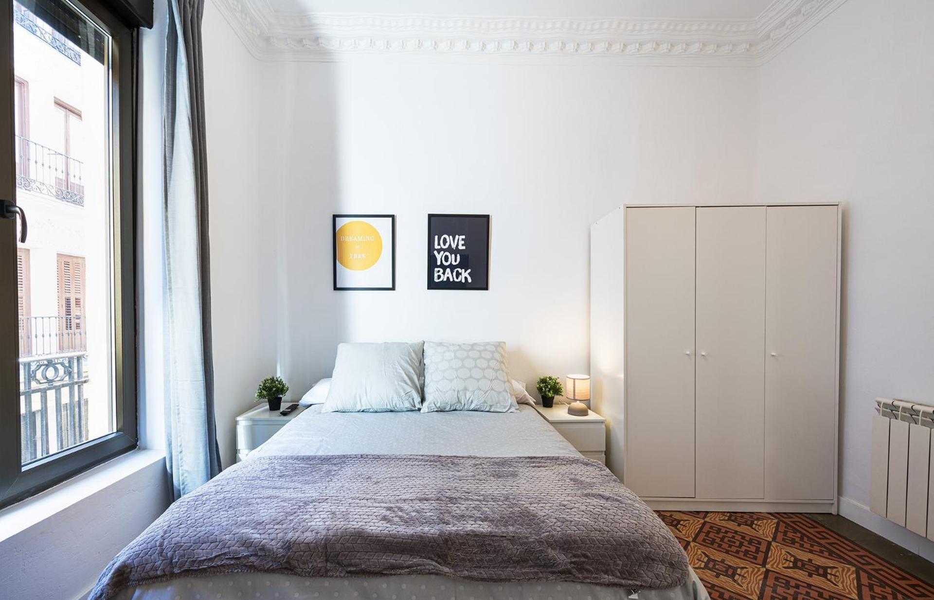 Anton Rooms Madri Exterior foto