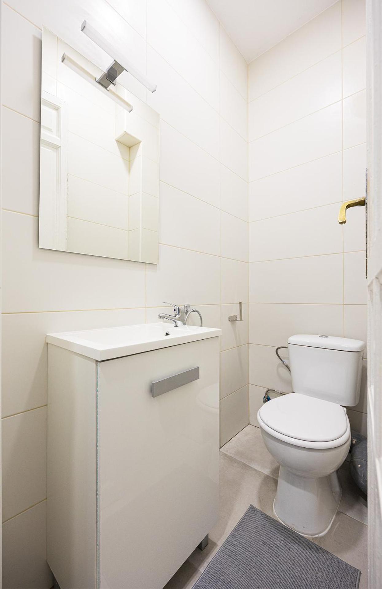 Anton Rooms Madri Exterior foto